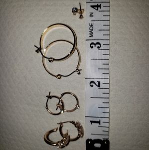 Lot of 4 gold tone earrings